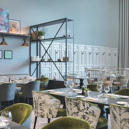 The Dunloe & Gardens