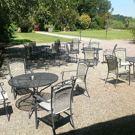 The Dunloe & Gardens 보퍼트